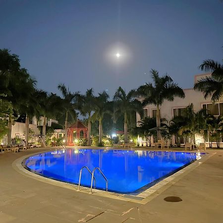 A S Hotels Кхаджурахо Экстерьер фото