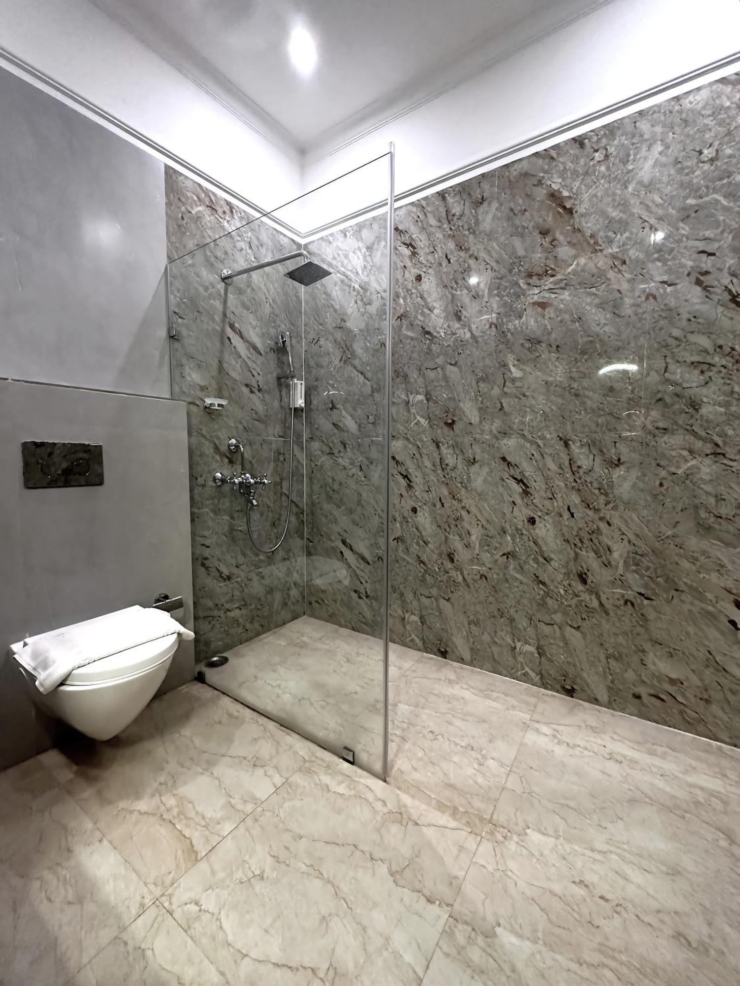 A S Hotels Кхаджурахо Экстерьер фото